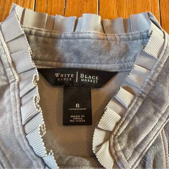 White House Black Market WHBM Ruffle Edge Suede Jacket Blazer Sz 6 Light Gray - Picture 4 of 8